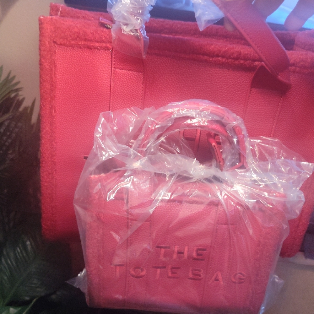 Chic Maroon Tote Bag Set